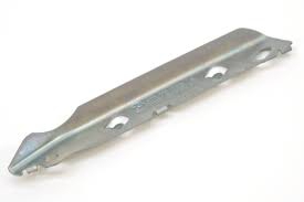 BMW TAMPON BRAKETİ E90+LCI ÖN SAG (ALT PARÇA) 51117134098