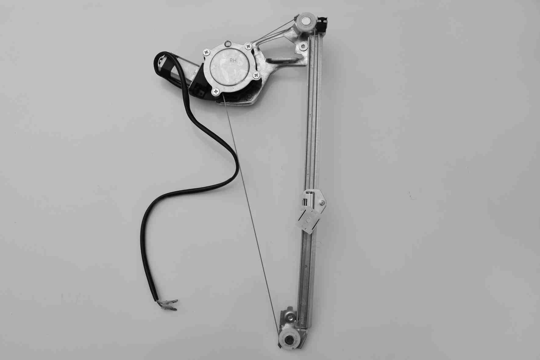 MERCEDES W124 ARKA SOL CAM AÇMA KRİKO MEKANİZMASI MOTORLU 1985-1995 1247300346