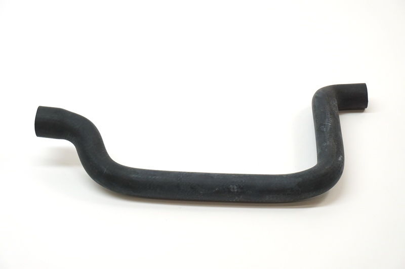 BMW E32 E34 MOTOR GİRİŞ HORTUMU M20 M30 M43 M50 64211384746