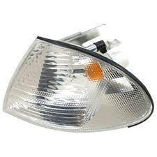 BMW E46 SİNYAL LAMBASI SOL BEYAZ 1998-2001 SEDAN 63136902769