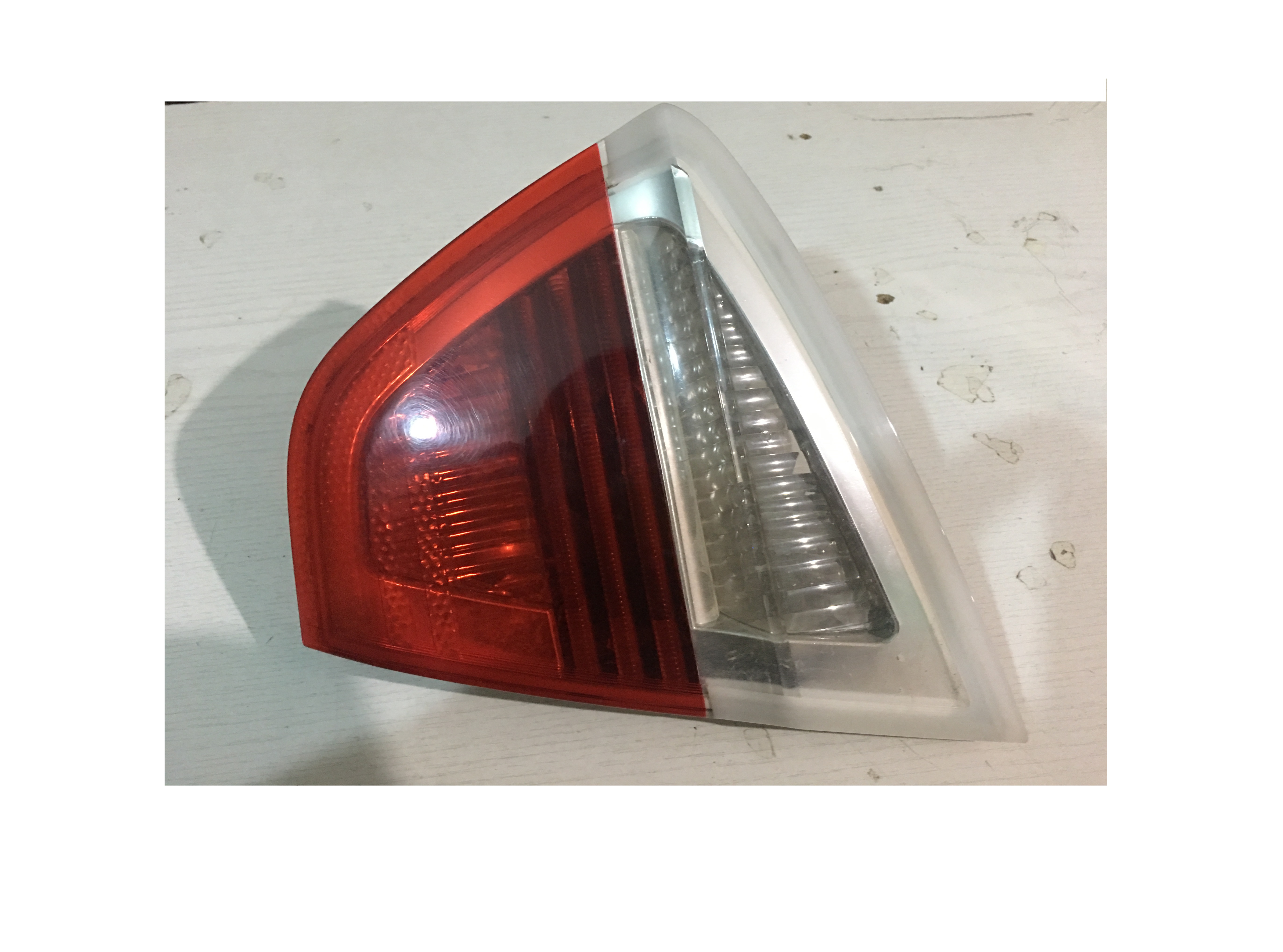 BMW E90 KOMPLE SAĞ STOP İÇ BAGAJ ORİJİNAL ÇIKMA 63216937460
