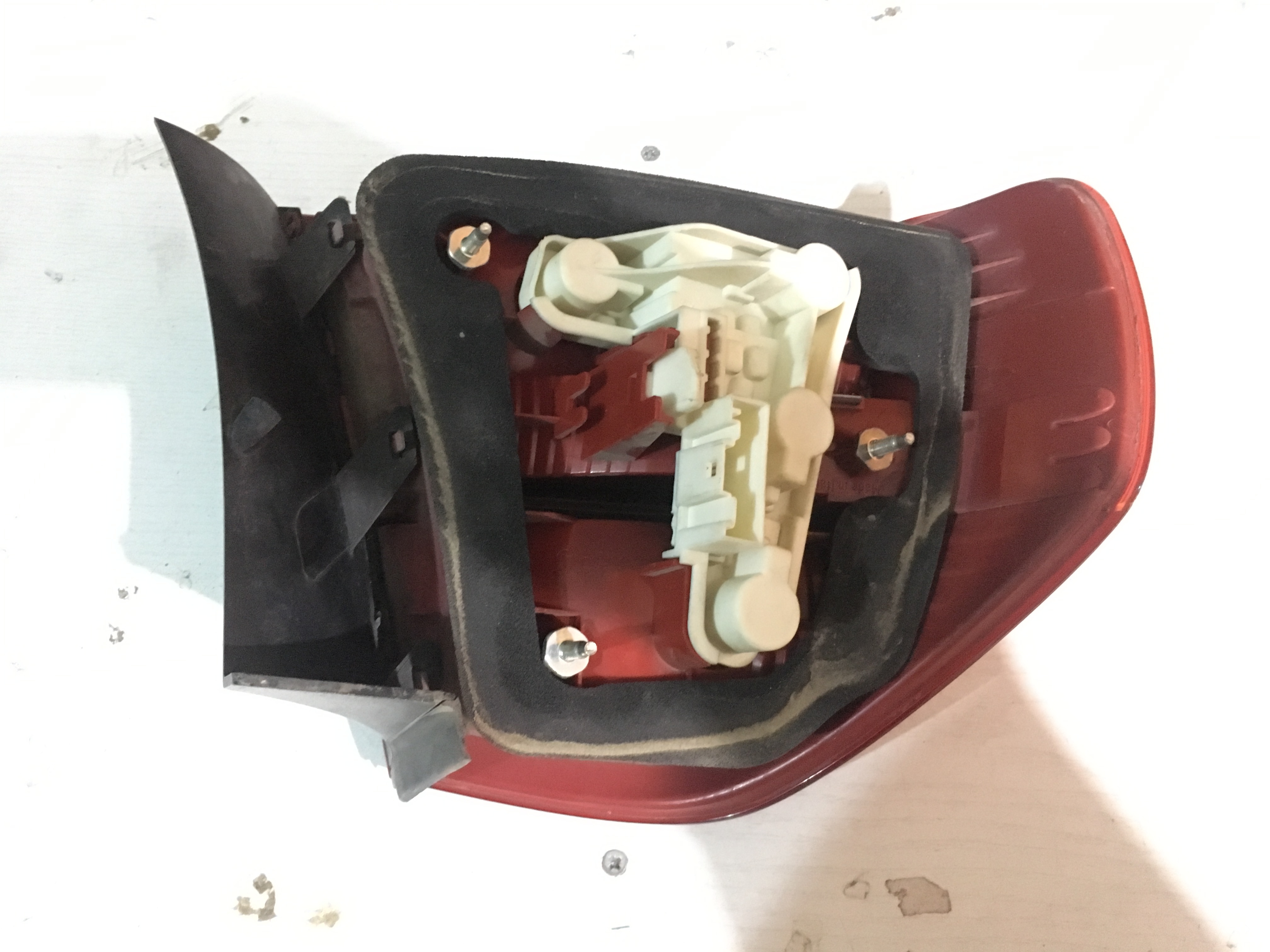BMW E90 KOMPLE DIŞ STOP SAĞ SEDAN ORİJİNAL ÇIKMA 63216937458