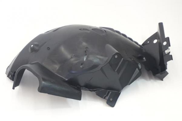 MERCEDES W204 ÇAMURLUK DAVLUMBAZI ÖN SOL (ÖN TARAF) 2012-14 2046906030