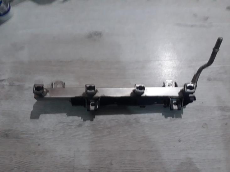 BMW E60 E81 E82 E84 E87 E88 E90 E91 E92 E93 ENJEKTÖR BORUSU ÇIKMA ORİJİNAL 13537530420