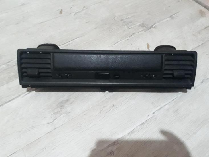 BMW E36 TORPİDO HAVALANDIRMA SİYAH ORİJİNAL ÇIKMA 64228391649